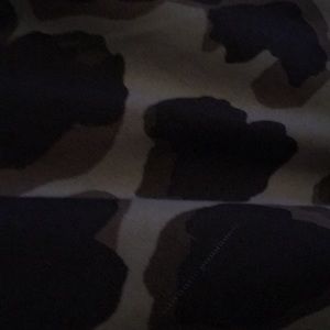 Meet your Posher, Joi